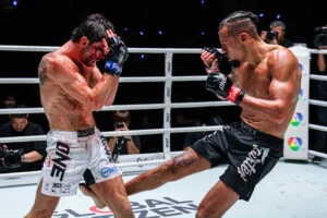 Regian Eersel vs George Jarvis at The Inner Circle 33 14