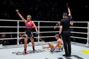 Duangdawnoi vs Aline Seiberth at The Inner Circle 33 4