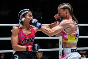 Duangdawnoi vs Aline Seiberth at The Inner Circle 33 8