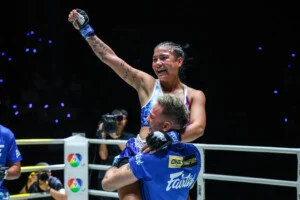Mia Trevorrow vs Sheila Barrios at The Inner Circle 33 4
