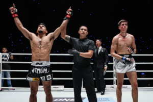 Arian Esparza Sam Fitzgerald ONE Fight Night 48 7