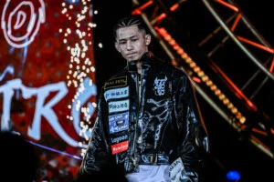 Jonathan Haggerty vs Hiroki Akimoto at ONE SAMURAI 4 21