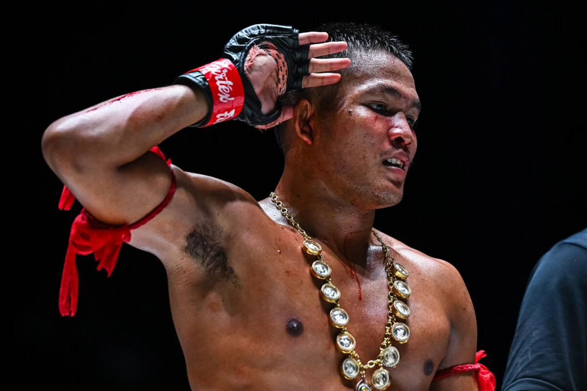 Tomyamkoong Bhumjaithai defeats Anar Mammadov via unanimous decision at The Inner Circle 18 13
